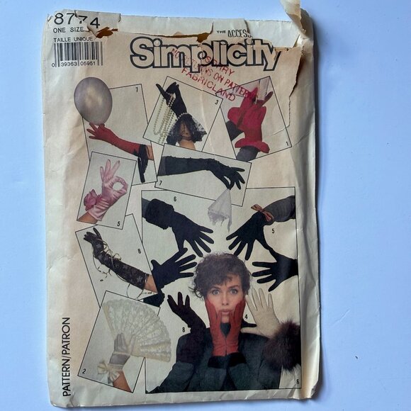 Simplicity Pattern 8774 one size glove in 5 lengths - Picture 1 of 2